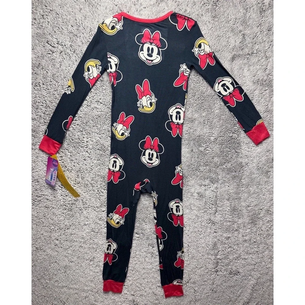 Disney Minnie Mouse snug fitting